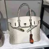 Birkinbag Designer Sacs Handbags 2023 Nouveau sac haute capacité Fashion Fashion Européenne et épaule unique américaine sous Xiqd Have FRJ