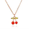 Pendentifs de collier Mignon rouge cerise colliers pour femmes à la mode en métal fruits pendentif mode fille bijoux cuivre chaîne tour de cou accessoires de fête cadeaux L2404 L2404