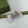 2023 18K Altın Kaplama 925 Gümüş Lüks Marka Tasarımcıları Harfler Damızlık Çiçek Geometrik Ünlü Kadınlar Yuvarlak Kristal Yapay Elmas İnci Küpe Düğün Parti Jewerlry