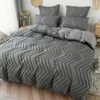 Ensembles de literie Simple Wave Stripes Gris Ensembles de literie Lit Queen Size King Size Housse de couette 2-3 Pcs Set Twin Housse de couette Taies d'oreiller 230308