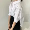 Женские блузкие рубашки Женский корейский стиль с половиной рукава отвороты V-образной кнопку вниз с плиссированной блузкой с твердым цветом офис нерегулярная касуа