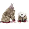 Roupas de estimação clássicas fornecem roupas de cachorro novas roupas de moda de animais de estimação