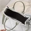 Bolsas noturnas Autumn feminina Bag feminina de grande capacidade Desconto de fábrica de compras ao ar livre