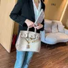 Birkinbag Designer Sacs Handbags 2023 Nouveau sac haute capacité Fashion Fashion Européenne et épaule unique américaine sous Xiqd Have FRJ