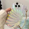 3D Colorful Shell Glitter Laser Phone Case för iPhone 14 Pro Max 11 12 13 Pro Max Luxury Transparent veckad stötsäker täckning med metallhandskedja