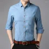 メンズカジュアルシャツ2023スプリングメンズ長袖ファッションクラシック韓国デニムターンダウンカラーブランド衣類