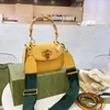 5A Maggievluxry Designer Women Bamboo Handle Crossbody Bag CC Purse Luxurys Väskor Italien Brand Dianaa årsdag axelhandväska äkta All Leather