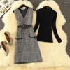 Werkjurken herfst winter tweed 2 -delige set vrouwen slanke plaid wollen algehele jurk mode coltrui trui ruche vest suit