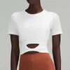 2023 Оптовая йога носить укороченную женскую ватную футболку.
