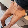 Męskie spodnie Brytyjski styl Pantalon Homme moda 2023 Proste Slim Fit Business Formalne noszenie rozciągnięte biuro spodnie Mężczyźni Ubranie 230307