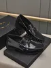 Top Herren-Loafer, luxuriöse Designer-Schuhe, echtes Leder, braun, schwarz, Herren-Casual-Designer-Kleiderschuhe, Slip-on-Hochzeitsschuhe, 38–44