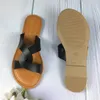 Slippers Cool 824 Fashion Summer Slides Pretty Women’s Slides Flat Soled Date Datual PU للإناث حجم كبير 36-41 702