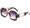 Uv Quality Outdoor PC Pop band diamond fashion 9527 grandes lunettes de soleil à monture carrée pour hommes et femmes