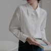 Kvinnors blusar fransk stil casual lösa skjortor kläder blusa mujer kontor lady mode 2023 vår vit skjorta kvinnor långärmad blus