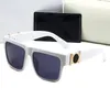 Óculos de sol polarizados de luxo de luxo Designer de lentes polaroid feminino homem Óculos idosos sênior para mulheres Óculos de óculos de metal vintage de metal com box6002