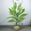 装飾的な花卸売人工植物プラスチック多色のパームツリートロピカルバンヤンブランチ屋内DIY家具年の家