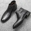 Bottes Bottes d'hiver confortables Hommes Chaussures d'hiver en cuir les plus chaudes Hommes 230309