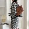 Sukienki robocze Hstar Korean Houndstooth Vintage garnitury Kobiety 2 -częściowy zestaw dzianin kardigan płaszcz bodycon spódnice