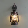 Lampada da parete Moda Luci antiche Lanterna vintage in ferro battuto Lampade a cherosene