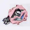 Duffel Bags Travel Bags Cabine Bagage Handtas Vrouwelijke koffer Fitness Yoga schoen Pocket Nylon weekend Sporttas voor vrouwen schouder 230309