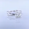 Clusterringen 1CT Moissanite Ring Shiny edelsteen lab diamant aanbodstest Fijne sieraden voor vrouwen Wedding Party Gift Real 925 Silver