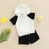 Completi di abbigliamento 2023 0-3Y Bambini Ragazzo Abbigliamento casual Patchwork Manica corta Con cappuccio Cottont Top Pantaloncini solidi Estate Baby Tuta 2 pezzi Set