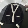 Kadın Tee's Tees Kış Sweaters Kadınlar İçin Kış Sweaters Vintage örgü Vintage Hardigan V Boyun Sweater Kadın Şerit Gevşek Kalın Yün Mahsul Top 230308