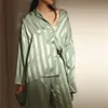 Kadınların Pijama Giyeri Caiyier Büyük Boyu M-5XL Kadınlar Nightwear Izgara Şerit Lüks Buz İpek Pijamaları Set Uzun Kollu Yumuşak Giyim Kadın Kış Evi 230309