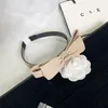 Moda marka logosu barrettes klipler çift saten saç klips tasarımcısı saç jewelry moda çok yönlü seyahat saç bandı romantik prenses saç giysileri aile hediyeleri