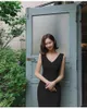カジュアルドレス韓国語2023夏のドレスノースリーブ女性ファッションエレガントな気質リトルブラックプロフェッショナルソーシャル