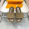 Designers Slippers Calfskin Women Sandals POOL PILLOW COMFORT Sandal Hook Loop Fastener Mules Slipper Rubber Slides