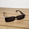 メンズホットラグジュアリーデザイナーの女性用サングラスサングラスサングラス濃いフレームファッションレトロデザイナーサングラスバケーションUV400オリジナルケース