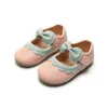 Platte schoenen 2023 Bowknot Leather Girls Baby 1-8 jaar oud niet-slip zachte zool lente kleine single e419