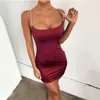 Casual Kleider Frauen 2023 Diamant Dünnen Riemen Bodycon Sexy Mini Ärmelloses Dünnes Satin Kleid Nachtclub Party