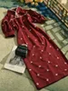 Vêtements ethniques Rouge Broderie Cheongsam Femmes Perle À Manches Courtes À La Mode Robe Mince Élégant Chinois Traditionnel Qipao S À XXLEthnique