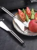 Coltello da intaglio per frutta in acciaio inossidabile Forma triangolare Coltello per verdure Affettatrice Piatto per frutta Utensile da cucina con lama da intaglio antiscivolo