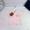 Luxuriöse Designer-Kleidungssets für Kinder, T-Shirt mit Monogramm, Shortst-Mode, britische Modemarke, Sommer-Kinderschätze und Mädchen-Baumwoll-Zweiteiler