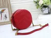 Luxury Cross Body Bag Wholesale Fashion Mini Round Cake Bag Lingge Plånböcker Kedjor Axelväskor Designer Diagonal Crossing Package