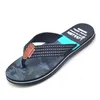 النعال عالي الجودة العلامة التجارية غير انزلاق Flip Flops Men Summer Beach Fashion الشاقين غير الرسميين في الهواء الطلق