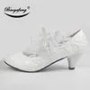 Sandale Baoyafang blanc fleur pompes nouveauté femmes chaussures de mariage mariée talons hauts plate-forme pour femme dames robe de soirée 230302