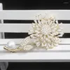 Brooches YYSUNNY Luxury Sparkling Crystal Dandelion Brooch Pins For Women Creative Pearl Flower Bouquet Corsage Clothing Jewelry