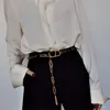 Letra de correia de cadeia de metal sofisticada cinturões femininas Moda versátil Luz de luxo Correias de cintura Men Belt Belt Belt