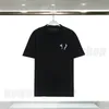2023 Designer mass camisetas camisetas pós masculas camisetas de verão camiseta luxurosa cor branca preta letra simples impressão tshirts camiseta de algodão casual