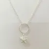 Colliers pendants Collier étoiles plaquées en argent Collier pentagramme Chaîne Chaîne Colar Feminino Trinket Cadeaux de Noël en gros