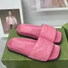 Sandales de salle de bain féminine d'été brodées Best plage chaussures de maison décontractée