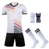 Ensembles de course Hommes Athlète Maillots de football Ensembles Chaussettes Protège-tibias Garçons Filles Kits de football Enfants Uniformes de football Maillot de football Survêtement 230309