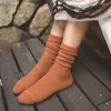 Женские носки 1 пара женская японская мода с твердым цветом Harajuku Высококачественная осень зимняя женщина повседневная носка
