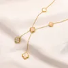 Classic Fashion Pendant Neckor for Women Elegant 4/Four Leaf Locket Necklace Choker Chain 18k Plated Gold rostfritt stål smycken Tillbehör U6Z1