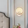 壁のランプミニマリストモダンLEDリビングルームベッドベッドサイド屋内金メッキライト通路照明装飾備品