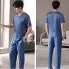 Ropa de dormir para hombre, pijamas informales de satén de seda lisa con cuello en V, conjuntos de pijama para hombre, camisetas para dormir de manga corta transpirables de verano, pijama masculino 230310